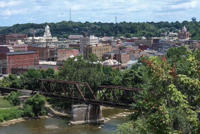 Zanesville, OH